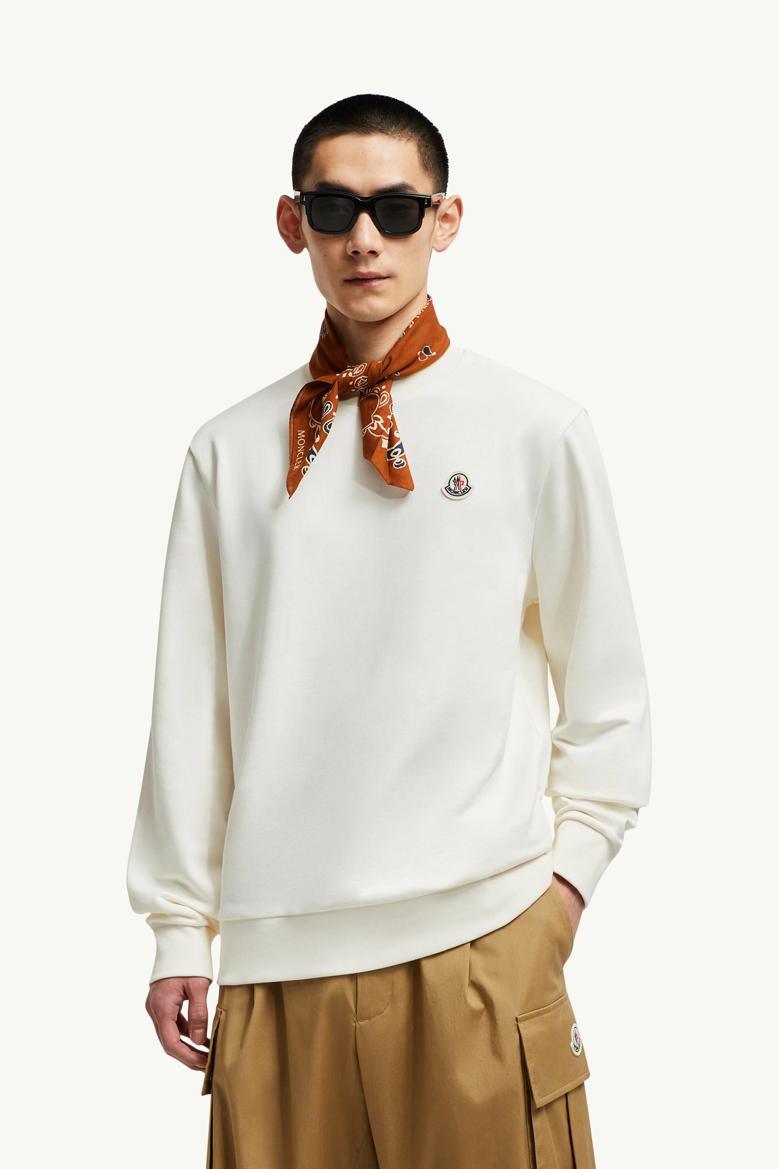 Sweatshirt - Brand Store