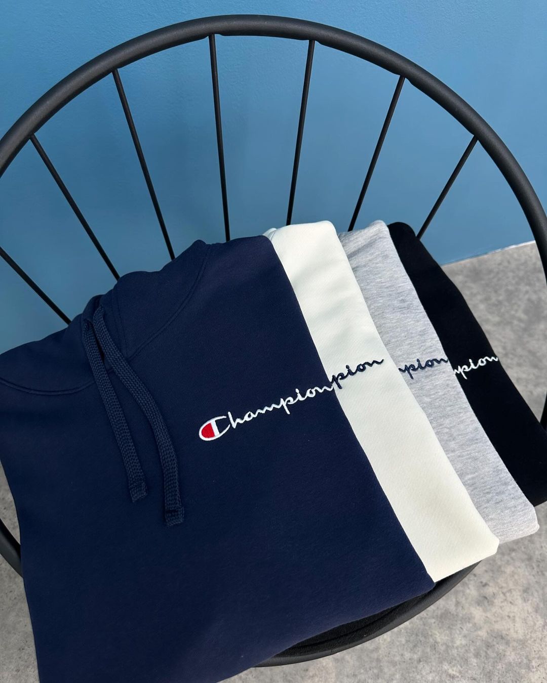 Champion Classic Logo Hoodie - Black - Brand Store