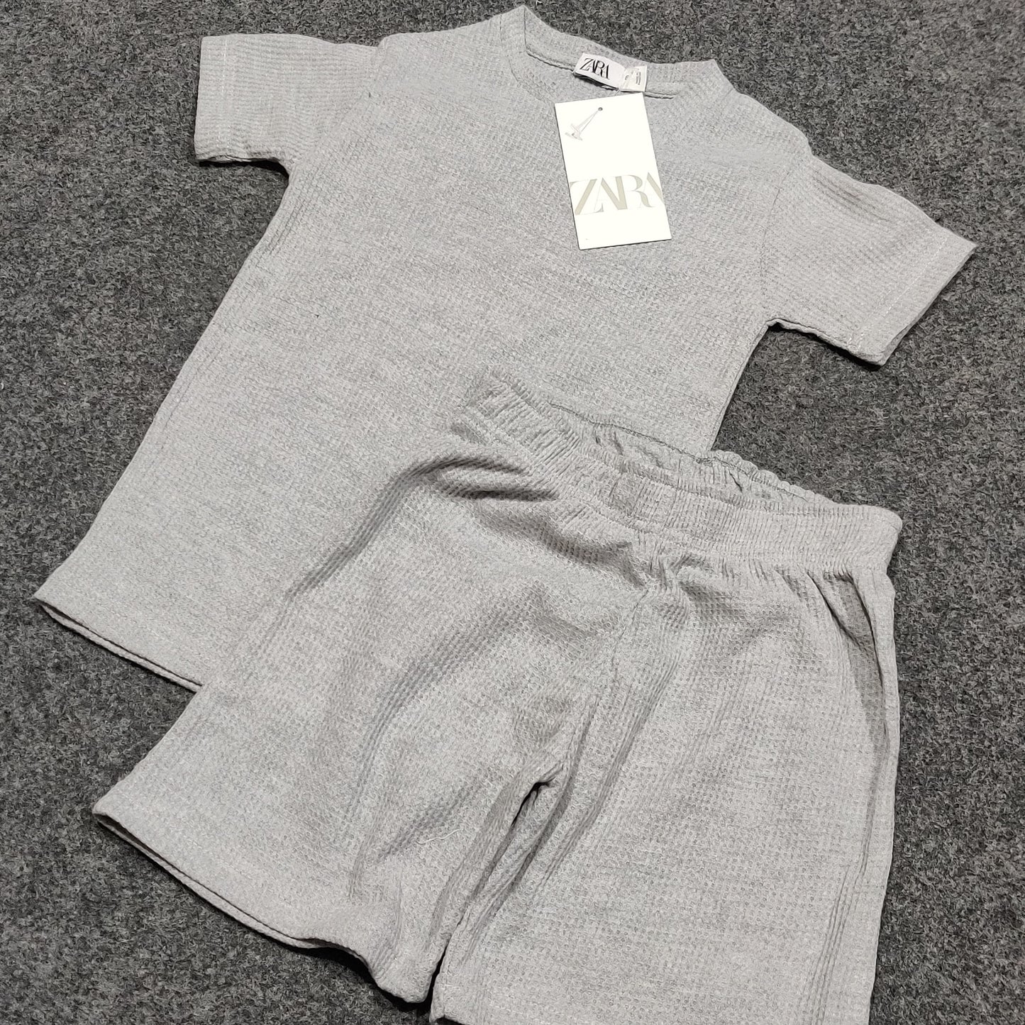 Zara Kids Waffle Knit Shorts-Tee Set - Heather Gray