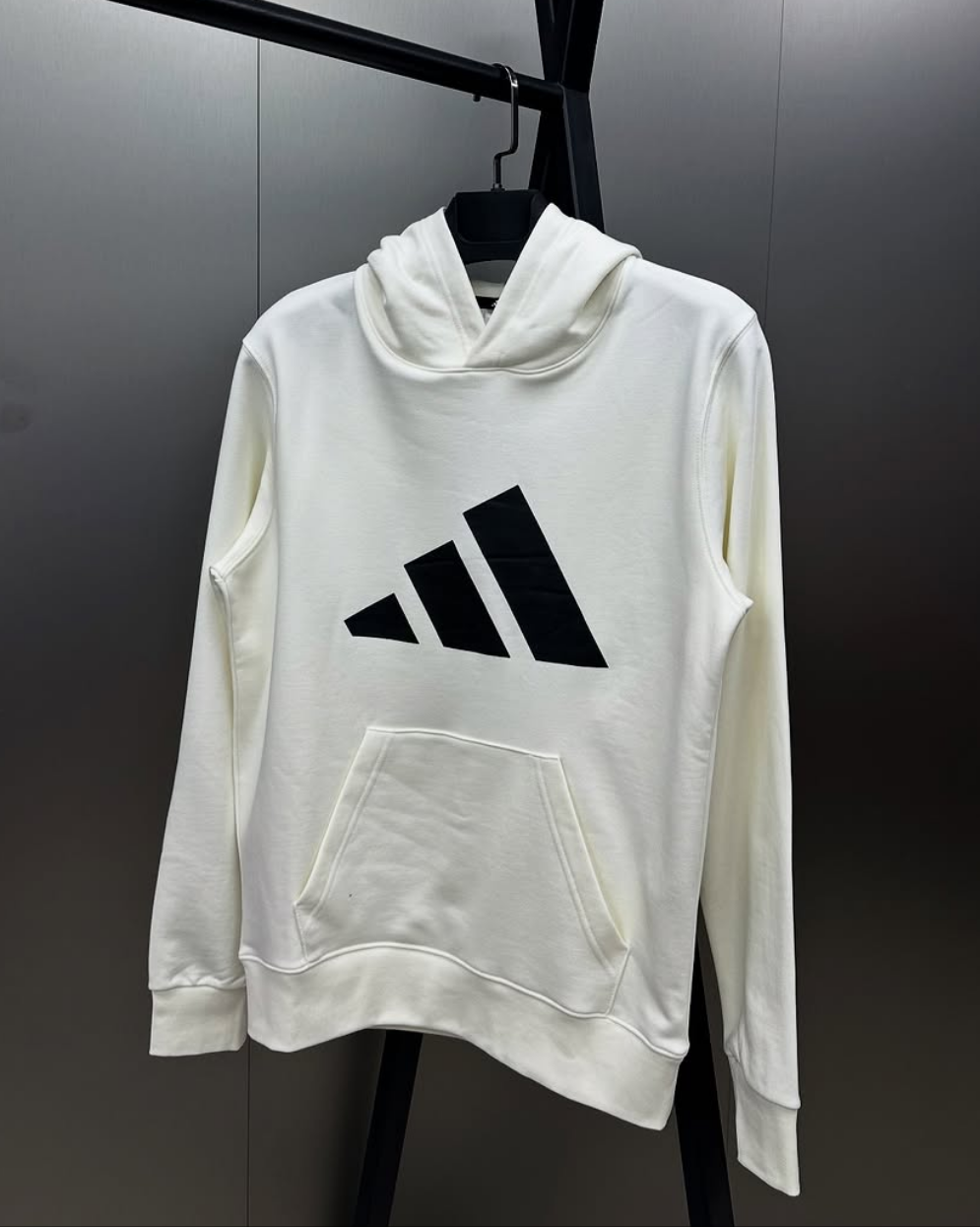 Adidas Pullover - White