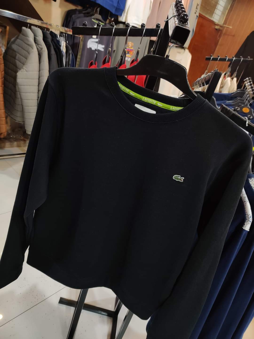 Lacoste Solid Sweatshirt - Black - Brand Store