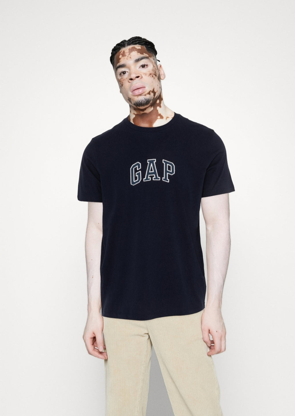 Gap Mid Logo Tee - Black - Brand Store
