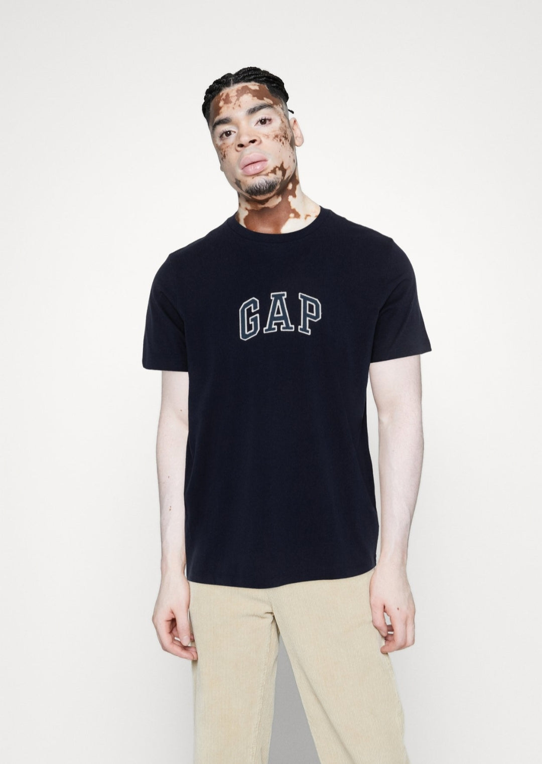 Gap Mid Logo Tee - Black - Brand Store