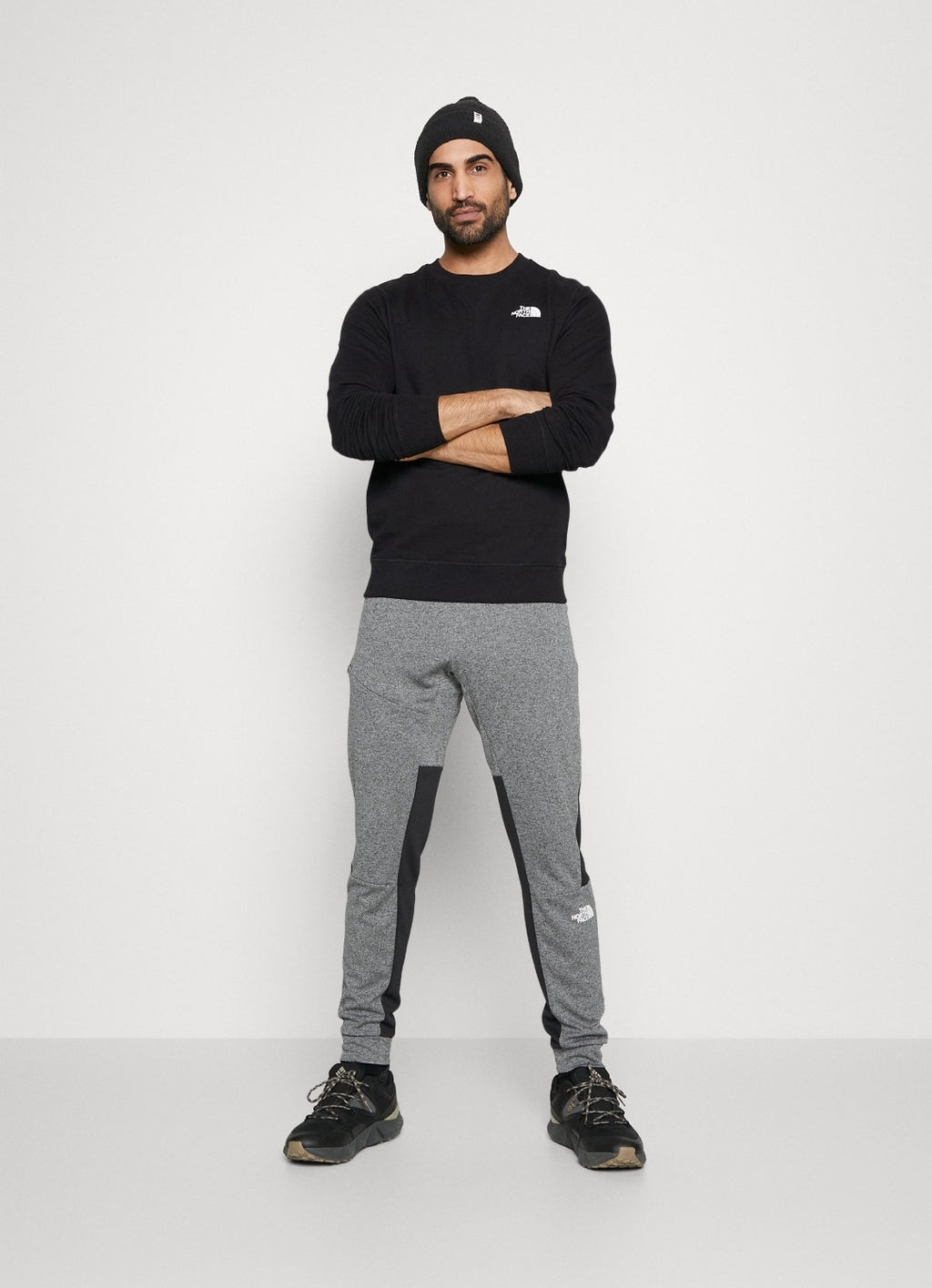 Northface Chest Logo Sweatshirt - Black - Brand Store