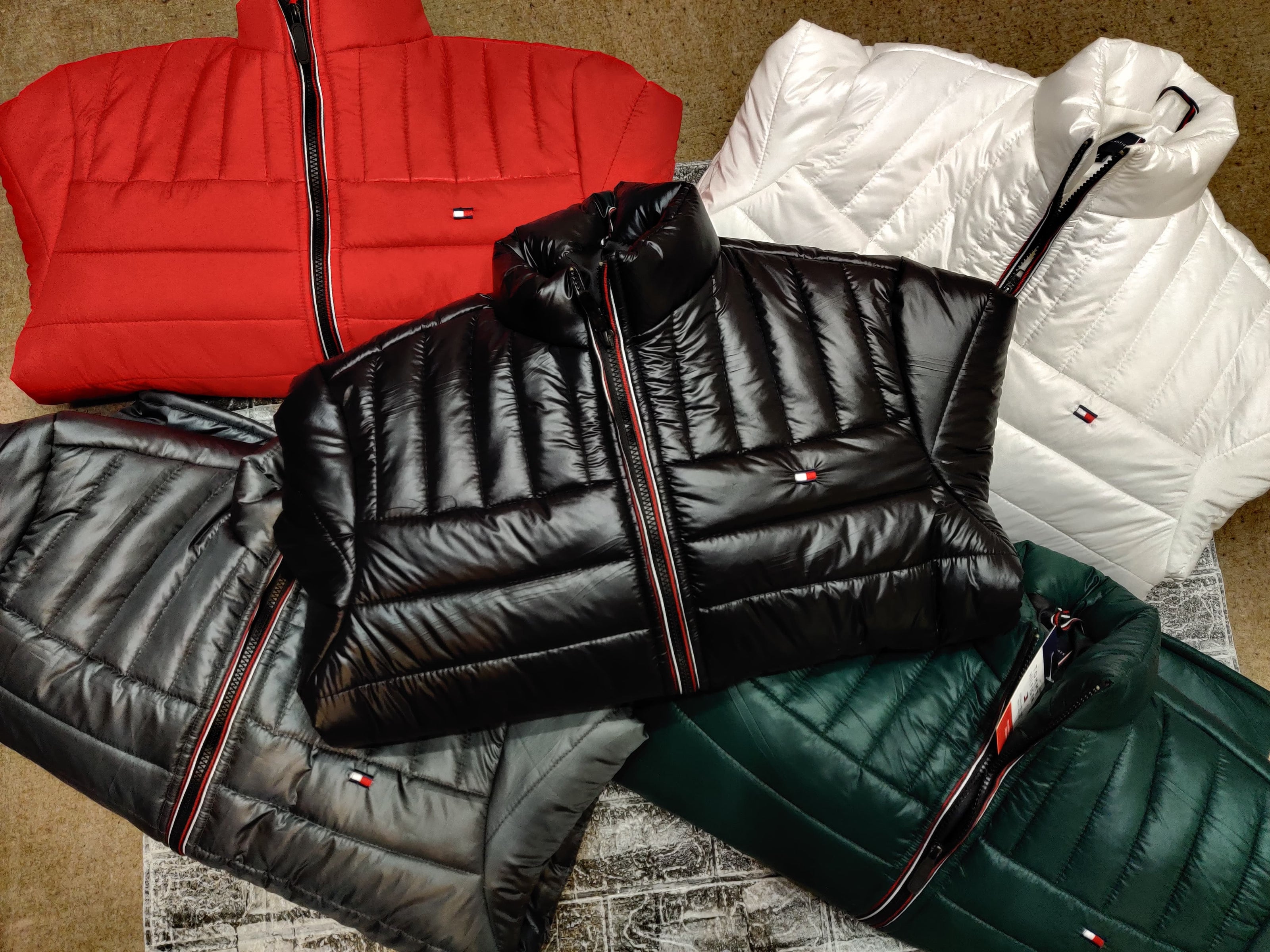 Tommy Puffer Jacket - White - Brand Store