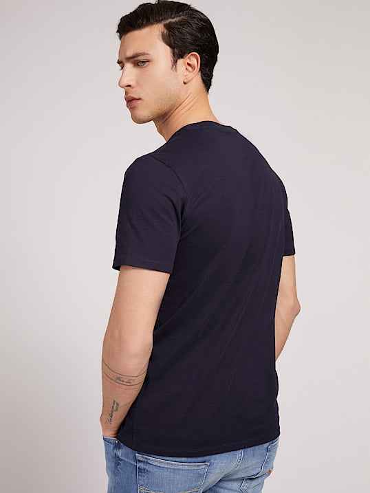Guess Triangle Vintage Logo Tee - Black - Brand Store