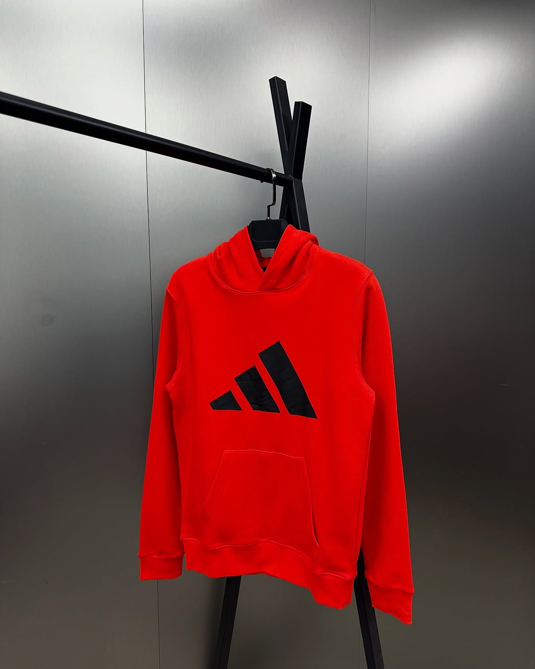 Adidas Pullover - Red