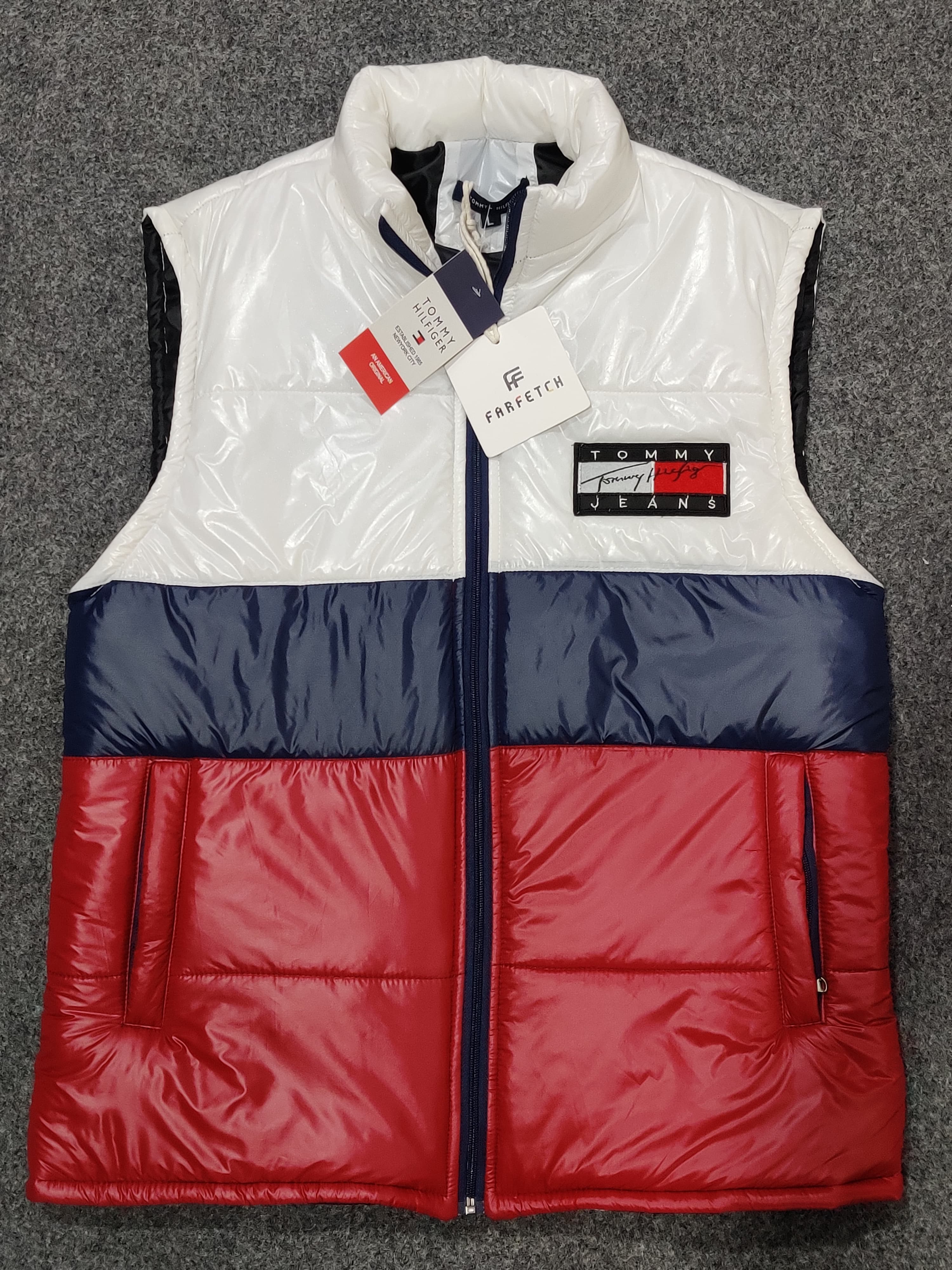 Tommy Jeans Sleeveless Gillet - Brand Store