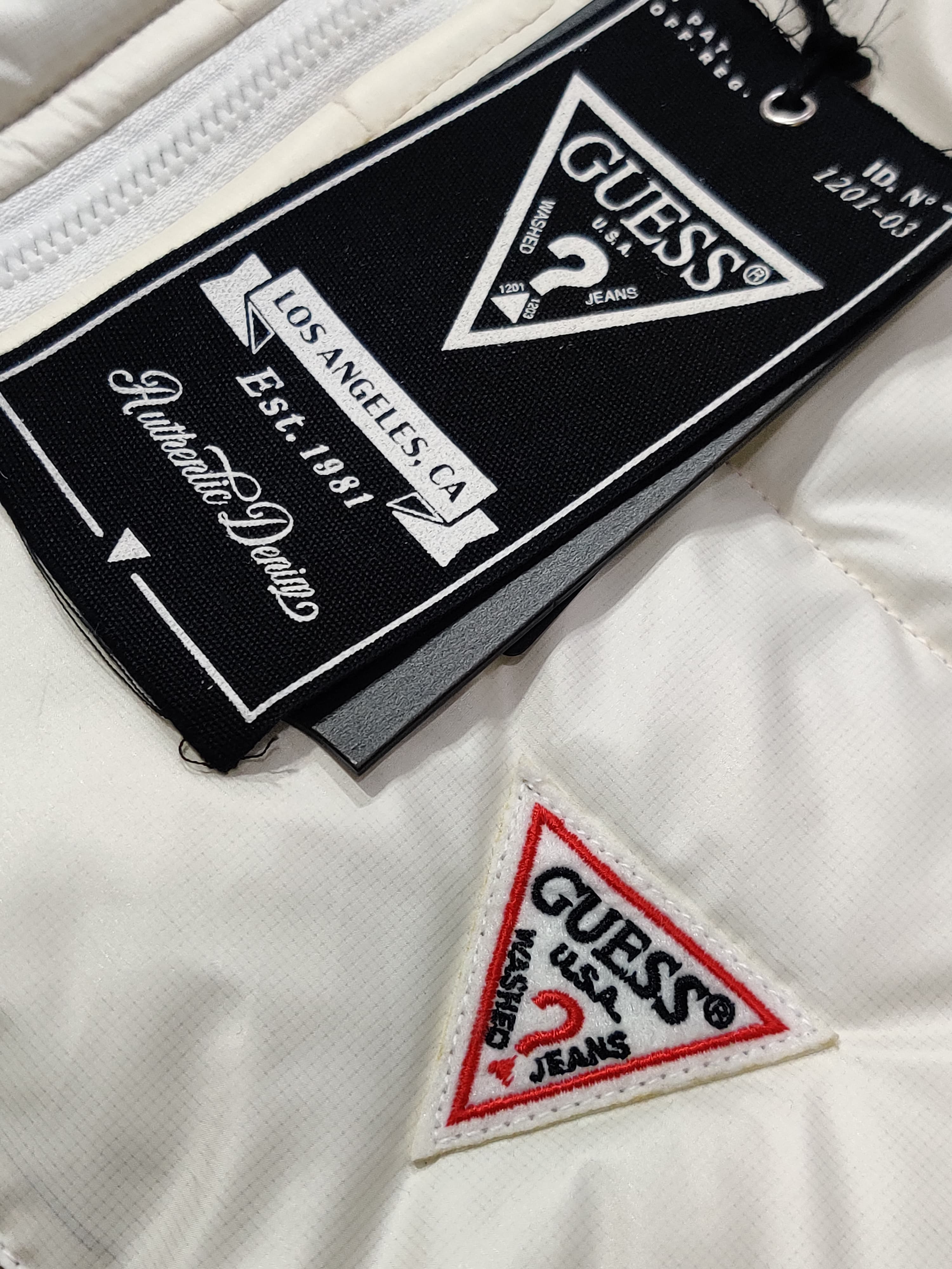 Guess Gilet Sleeveless - White/Gold