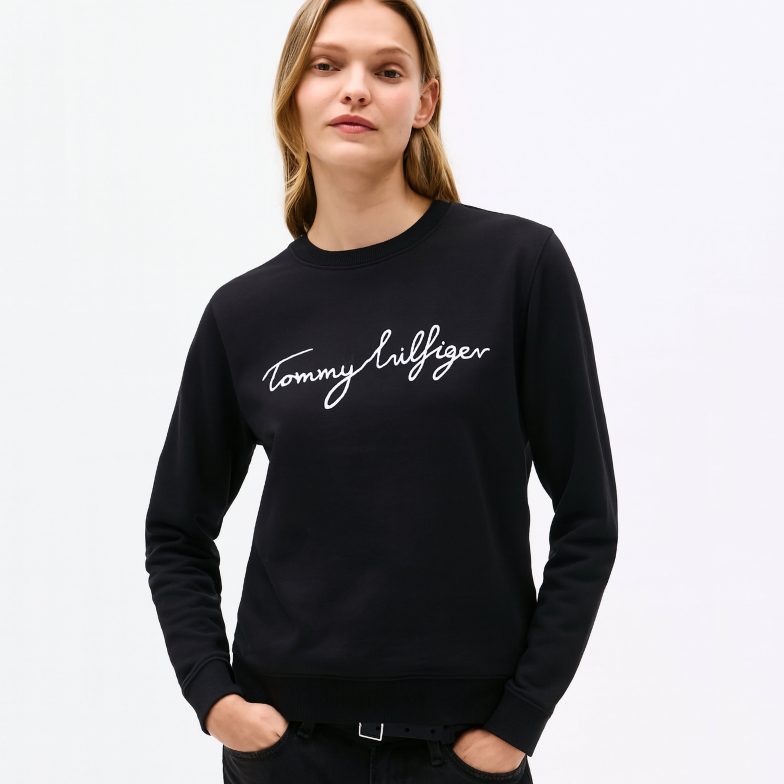 Tommy Signature Women's Sweatshirt - Black