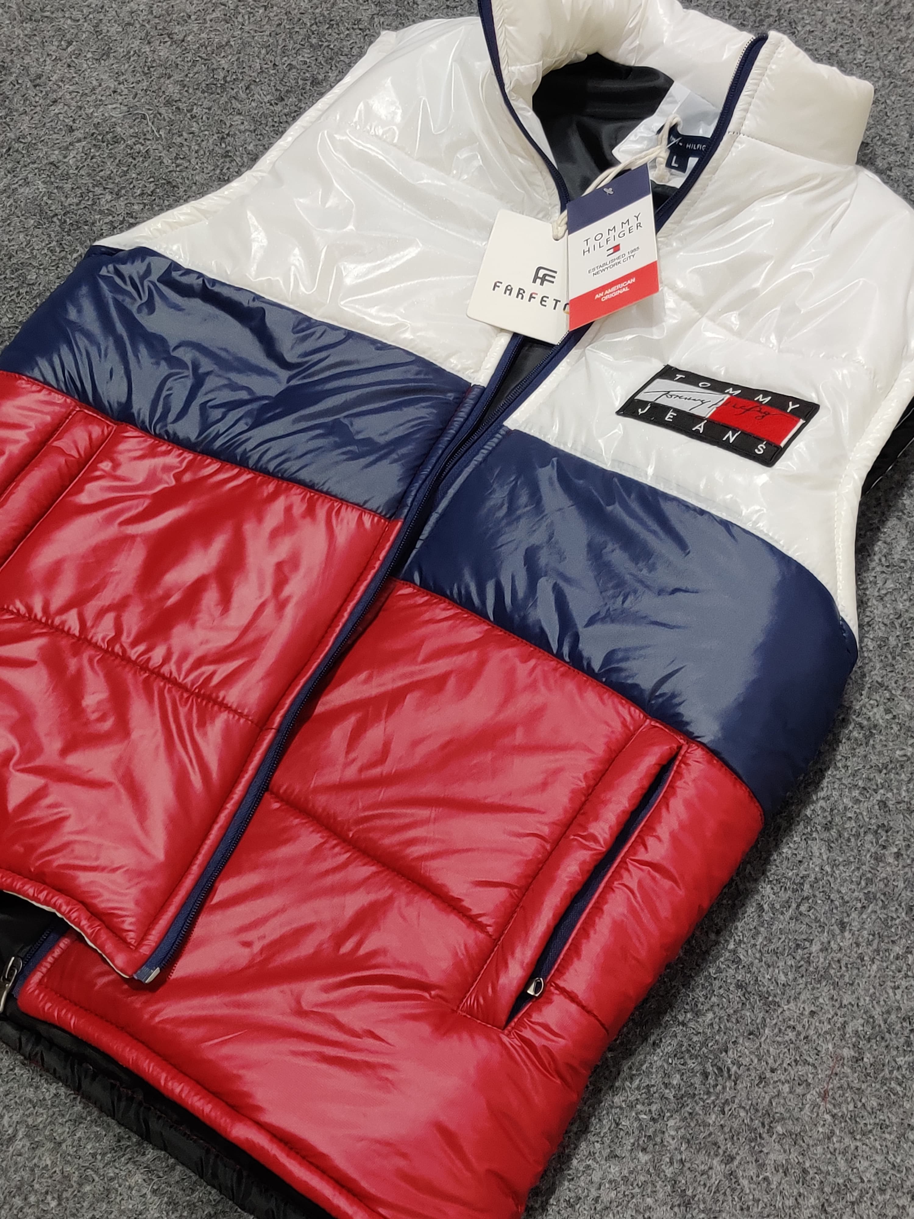 Tommy Jeans Sleeveless Gillet - Brand Store