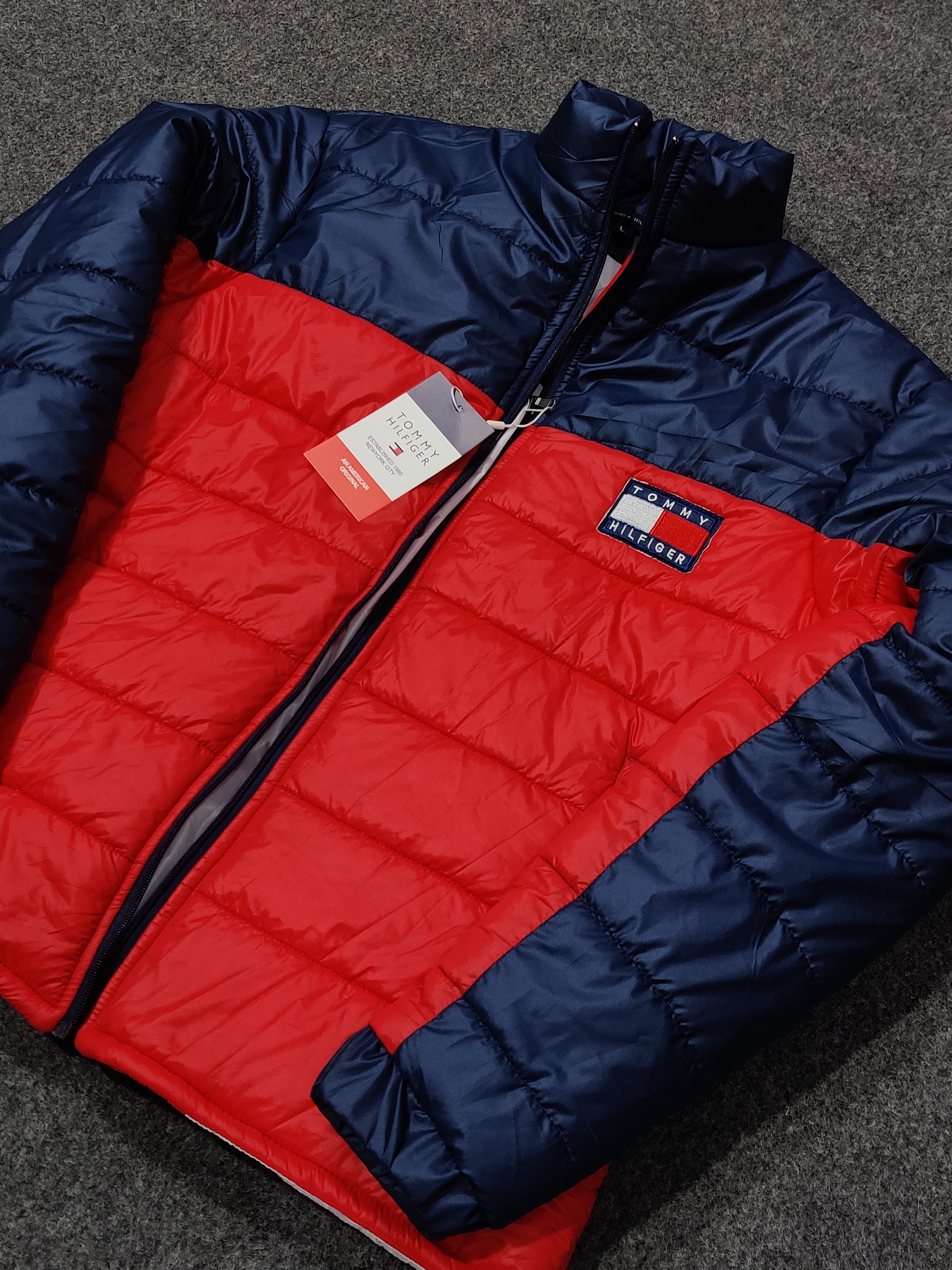 Tommy Colorblock Puffer - Navy/Red