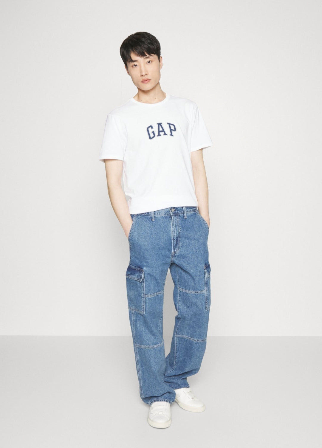 Gap Mid Logo Tee - White - Brand Store