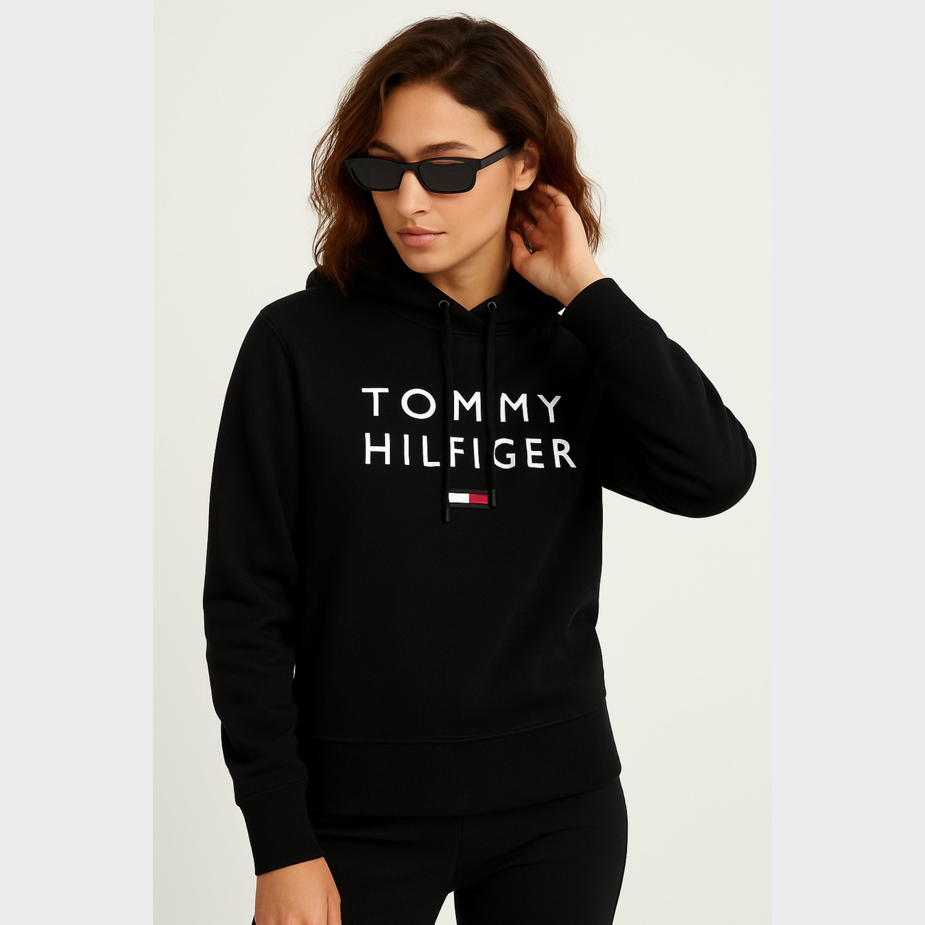 Tommy Flag Printed Women's Pullover Hoodie - Black