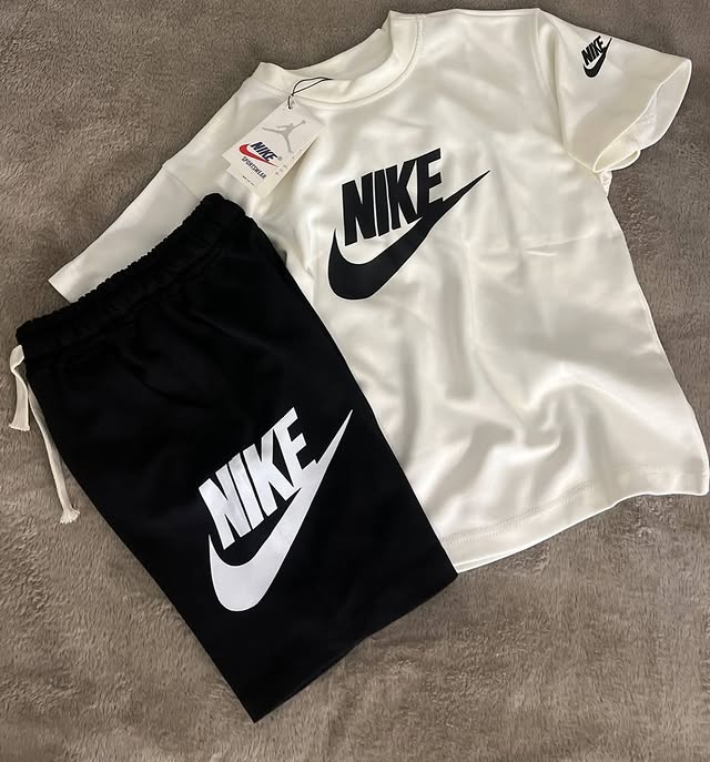 Nk Swoosh Twin Sets White/Black