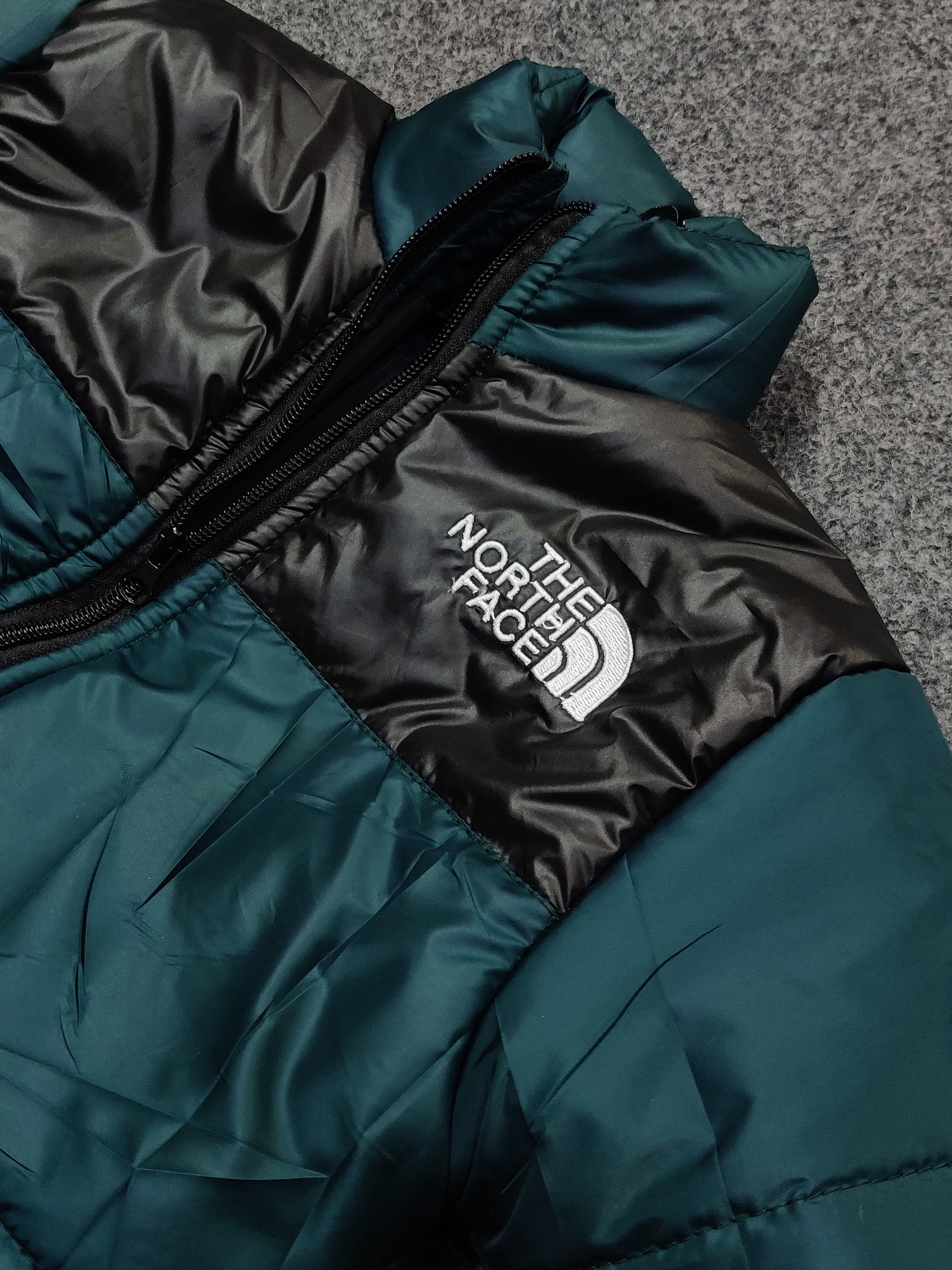 TNF Full Sleeves Kids Puffer - Forest Green
