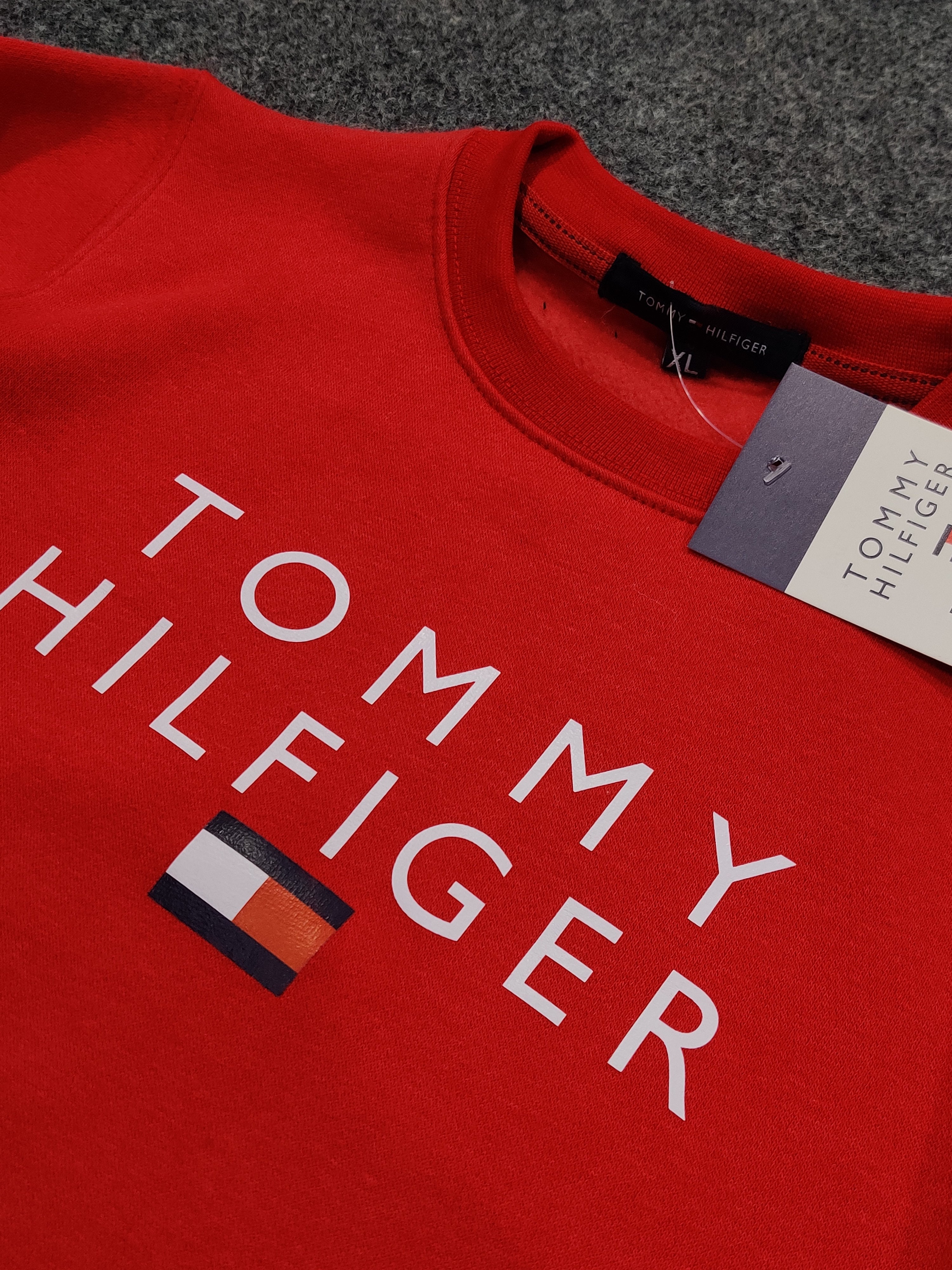 TH Logo Sweatshirt - Red - Brand Store